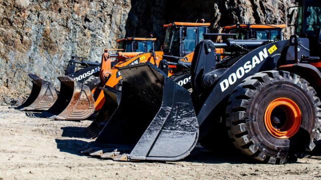 Manufacturing best-in-class attachments for wheel loaders